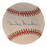 Duke Snider Signed ONL Baseball (Beckett) at PristineAuction.com