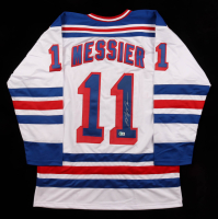 Mark Messier Signed Jersey (Beckett) at PristineAuction.com
