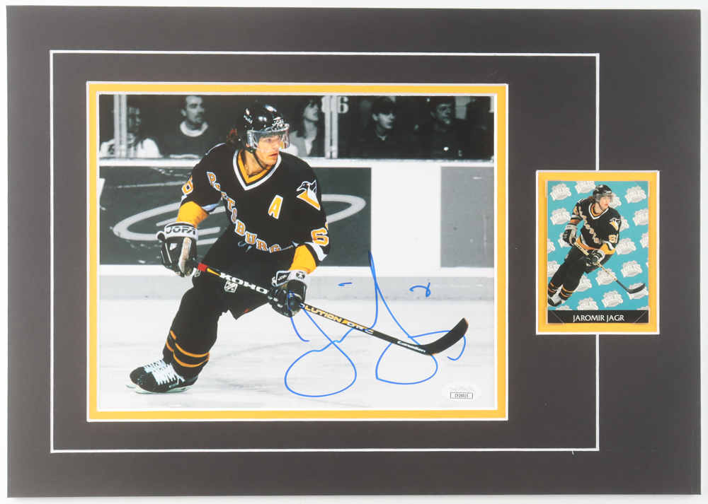 Jaromir Jagr Signed Penguins 12x17 Custom Matted Photo Display with 1992-93 Parkhurst Pro Set #465 Trading Card (JSA) at PristineAuction.com Jaromir Jagr Signed Penguins 12x17 Custom Matted Photo Display with 1992-93 Parkhurst Pro Set #465 Trading Card (JSA) at PristineAuction.com