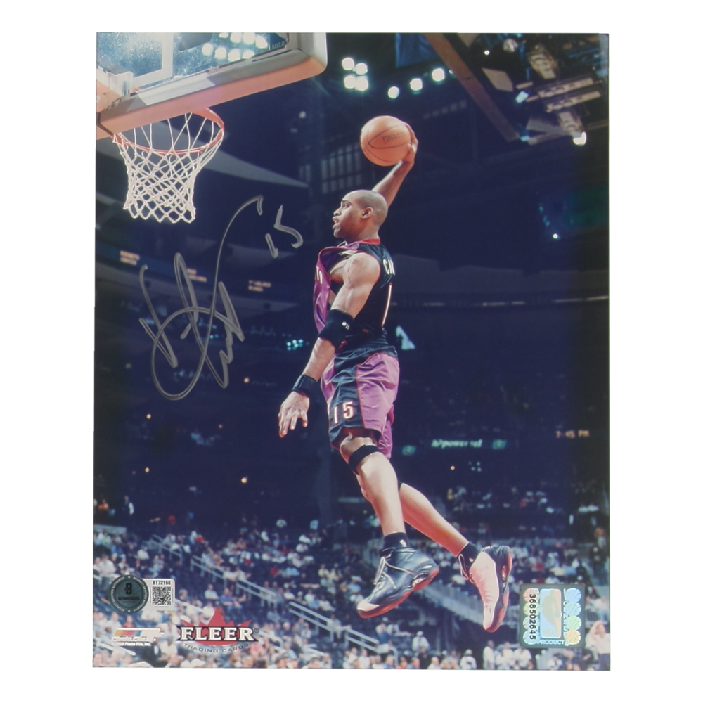 Vince Carter Signed Raptors 8x10 Photo (Beckett) at PristineAuction.com