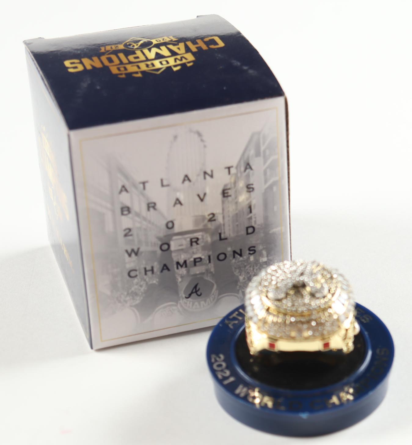 2021 Braves World Series MLB Replica Championship Ring with Original Box at PristineAuction.com 2021 Braves World Series MLB Replica Championship Ring with Original Box at PristineAuction.com