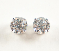 New 2.00 CTW Lab Grown Pair of Diamond Earrings D, VVS2 | Estimated Retail Value: $3,300 (UGL & IGI) at PristineAuction.com