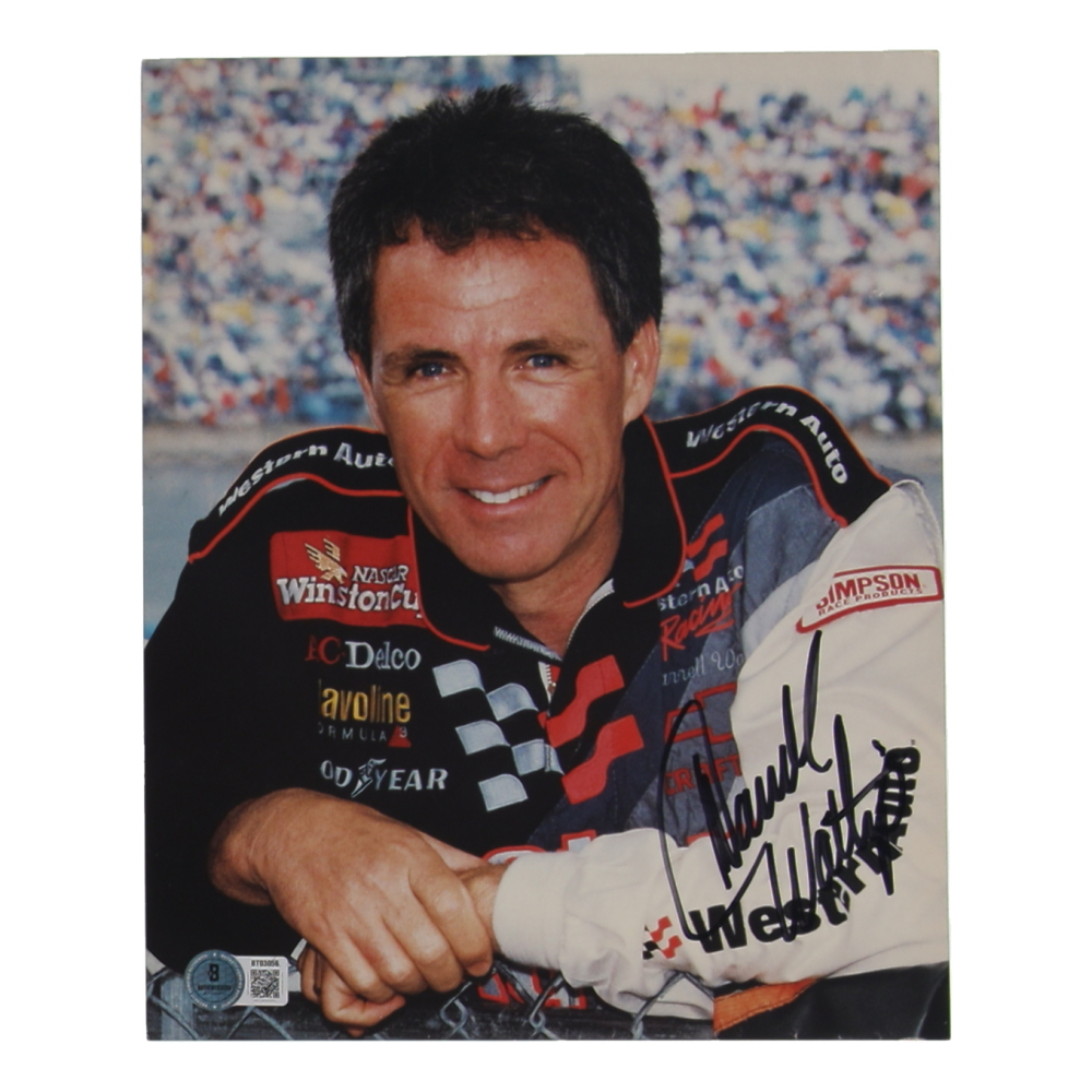 Darrell Waltrip Signed NASCAR 8x10 Photo (Beckett) at PristineAuction.com