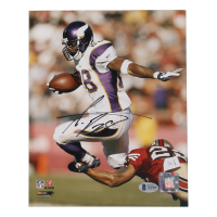 Adrian Peterson Signed 8x10 Vikings Photo (Beckett) at PristineAuction.com