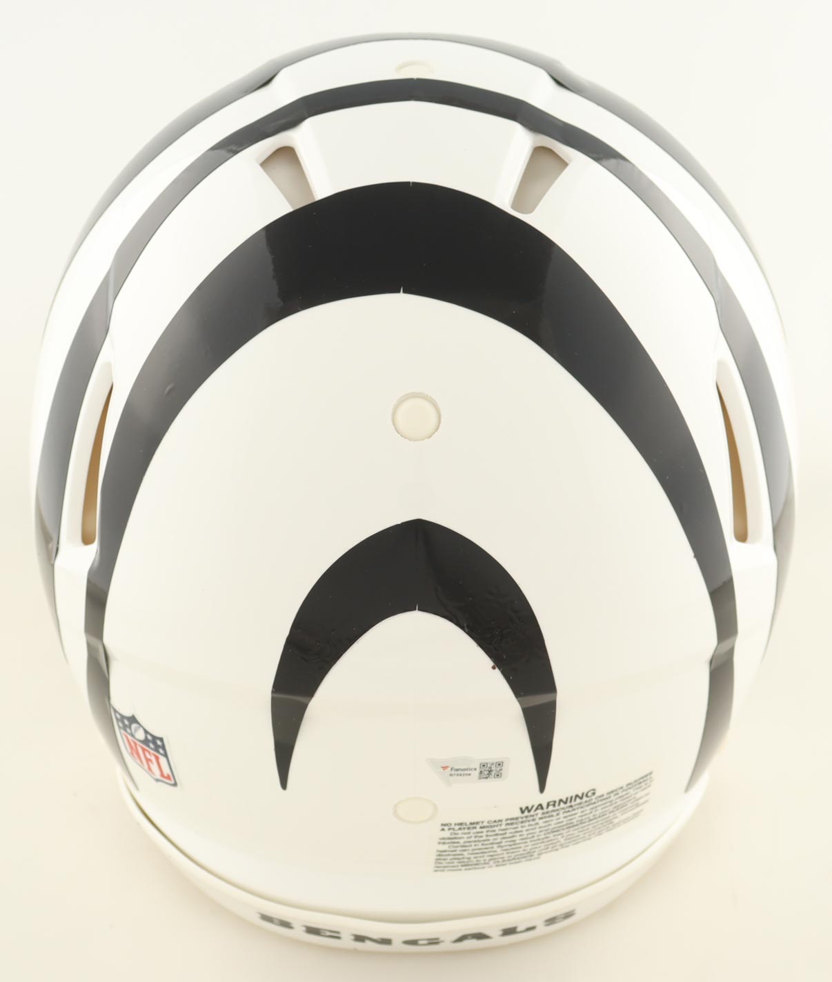 Joe Burrow Signed Bengals Full-Size Authentic On-Field White Alternate Speed Helmet (Fanatics) at PristineAuction.com Joe Burrow Signed Bengals Full-Size Authentic On-Field White Alternate Speed Helmet (Fanatics) at PristineAuction.com