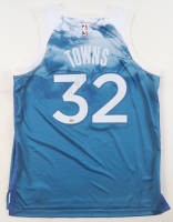 Karl-Anthony Towns Signed Timberwolves Nike Authentic Jersey (PSA) at PristineAuction.com