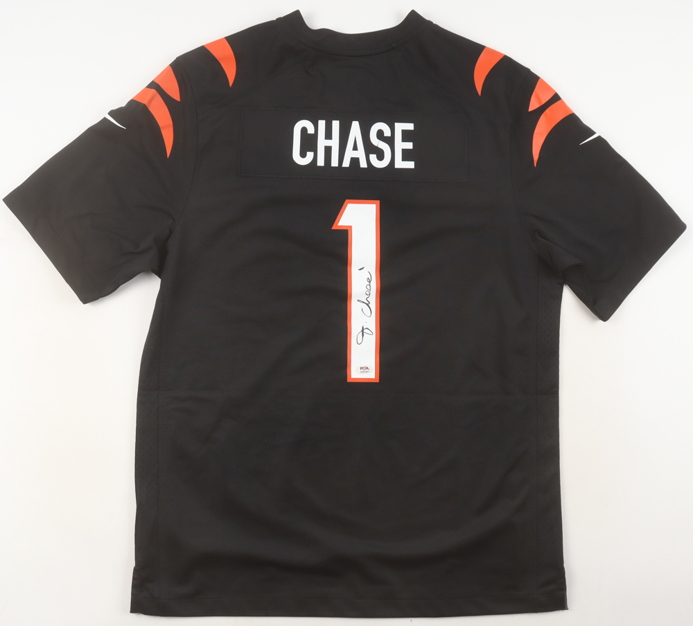 Ja'Marr Chase Signed Bengals Nike Authentic Jersey (PSA) at PristineAuction.com Ja'Marr Chase Signed Bengals Nike Authentic Jersey (PSA) at PristineAuction.com