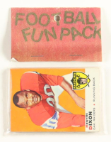 1969 Topps Football Card Fun Pack with (10) Cards at PristineAuction.com