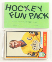 1974-75 Topps Hockey Card Fun Pack with (10) Cards at PristineAuction.com