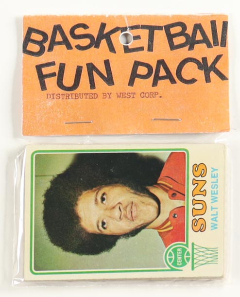 1973-74 Topps Basketball Card Fun Pack with (10) Cards at PristineAuction.com 1973-74 Topps Basketball Card Fun Pack with (10) Cards at PristineAuction.com