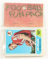 1968 Topps Football Card Fun Pack with (10) Cards at PristineAuction.com