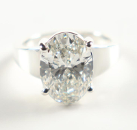 New 5.01 Carats Lab Grown Diamond Ring G, VVS2 | Estimated Retail Value: $7,800 (UGL & IGI) at PristineAuction.com