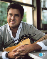 Vince Gill Signed 8x10 Vertical Photo (Beckett) at PristineAuction.com