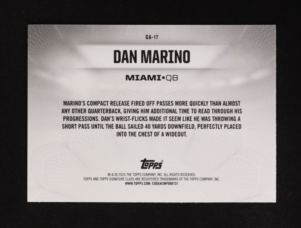 Dan Marino 2024 Topps Signature Class Gridiron Ambassadors Green #GA-17 #057/150 at PristineAuction.com Dan Marino 2024 Topps Signature Class Gridiron Ambassadors Green #GA-17 #057/150 at PristineAuction.com