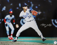Bret Saberhagen Signed Royals 16x20 Photo (Schwartz) at PristineAuction.com