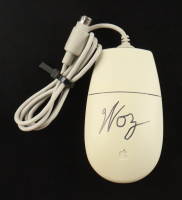 Steve Wozniak Signed Vintage Apple Computer Mouse (Beckett) at PristineAuction.com