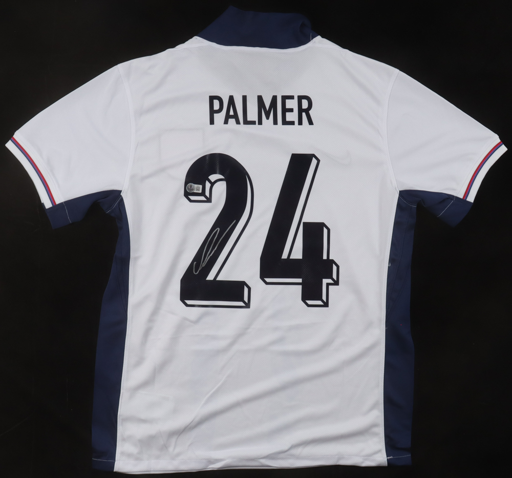 Cole Palmer Signed England Nike Authentic Jersey (Beckett) at PristineAuction.com Cole Palmer Signed England Nike Authentic Jersey (Beckett) at PristineAuction.com