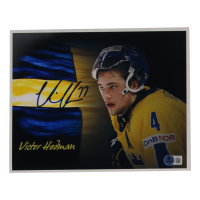 Victor Hedman Signed Team Sweden 8x10 Photo (Beckett) at PristineAuction.com