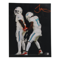 Tyreek Hill Signed Dolphins 11x14 Photo (Beckett) at PristineAuction.com