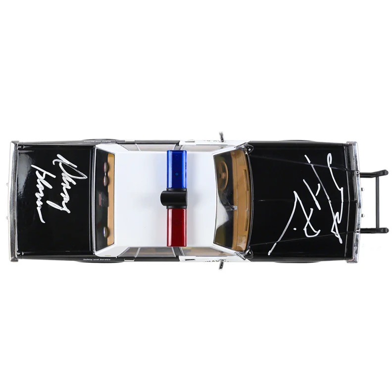 Mel Gibson & Danny Glover Signed Greenlight 1989 Chevrolet Caprice California Police 1:18 Die-Cast Car (CA) at PristineAuction.com Mel Gibson & Danny Glover Signed Greenlight 1989 Chevrolet Caprice California Police 1:18 Die-Cast Car (CA) at PristineAuction.com