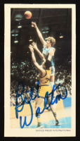 Bill Walton Signed 1979 United Press International Basketball Card (Beckett) at PristineAuction.com