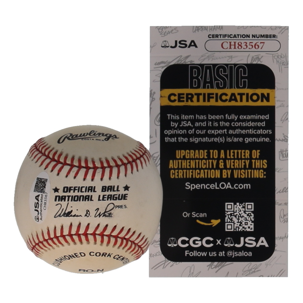 Gaylord Perry Signed ONL Baseball (JSA) at PristineAuction.com Gaylord Perry Signed ONL Baseball (JSA) at PristineAuction.com