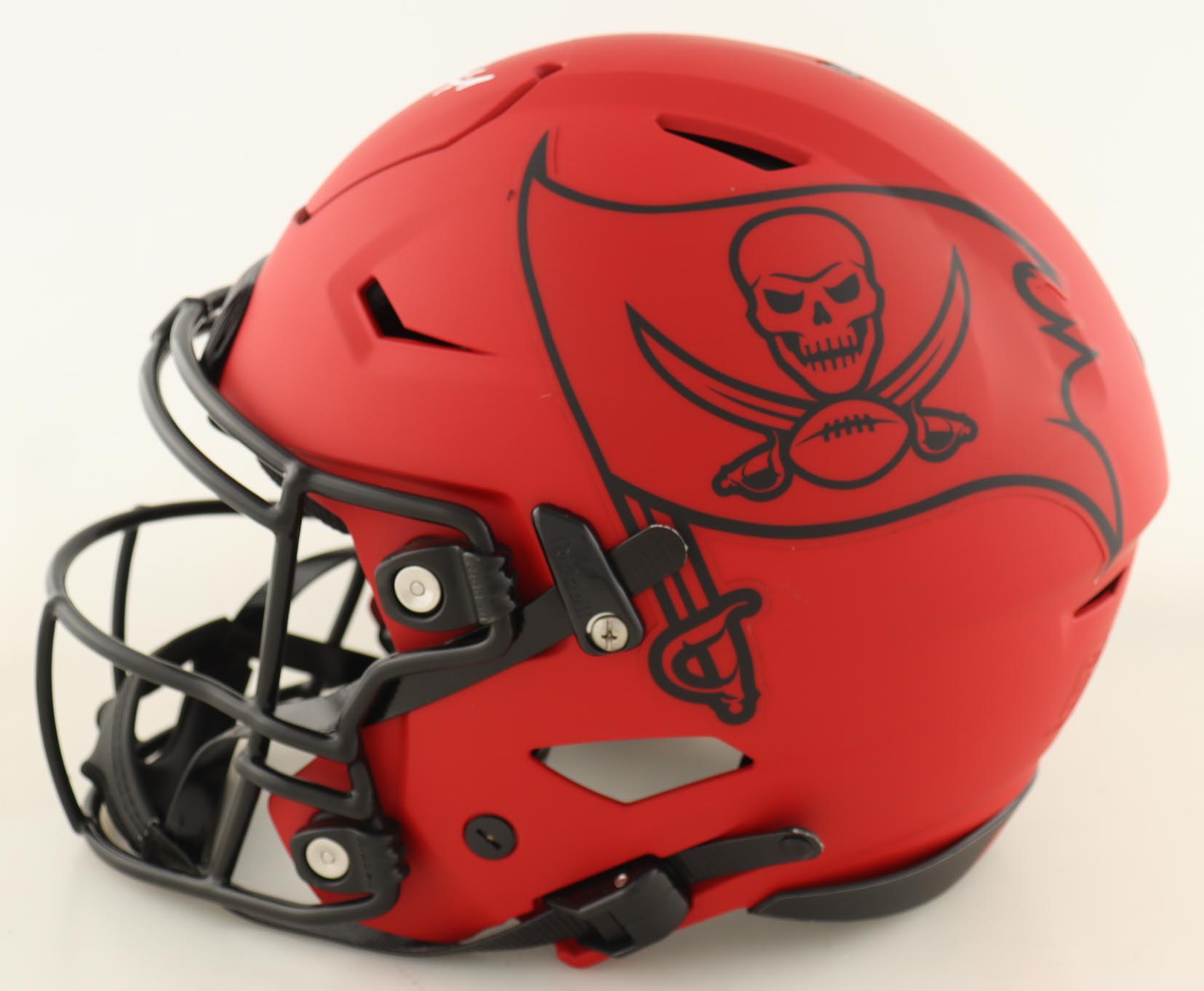 Baker Mayfield Signed Buccaneers Full-Size Authentic On-Field Rave Alternate Speed Helmet (Beckett) at PristineAuction.com Baker Mayfield Signed Buccaneers Full-Size Authentic On-Field Rave Alternate Speed Helmet (Beckett) at PristineAuction.com