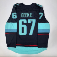 Morgan Geekie Signed Kraken Fanatics Authentic Jersey (Fanatics) at PristineAuction.com