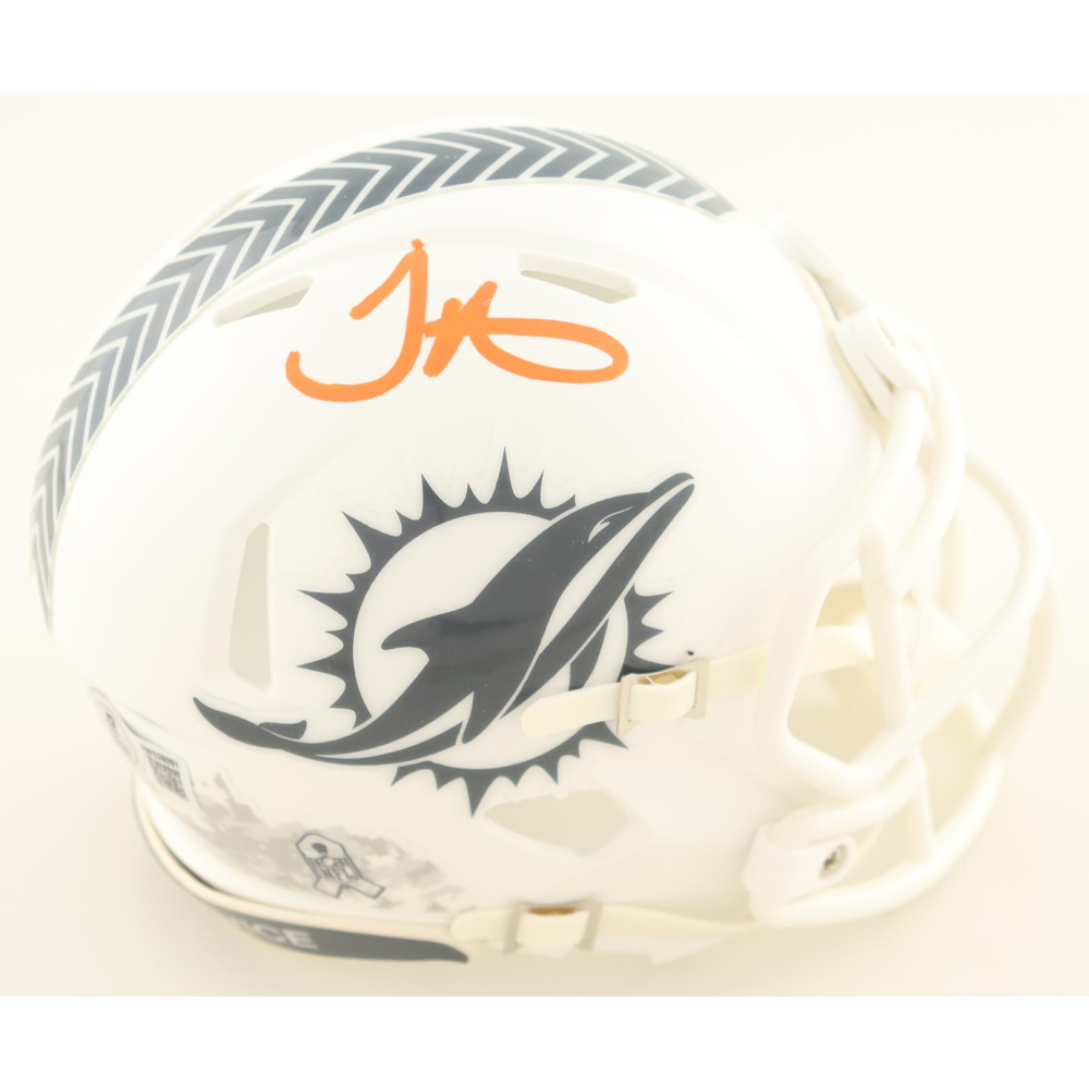 Tyreek Hill Signed Dolphins Salute to Service Alternate Speed Mini Helmet (Beckett) at PristineAuction.com