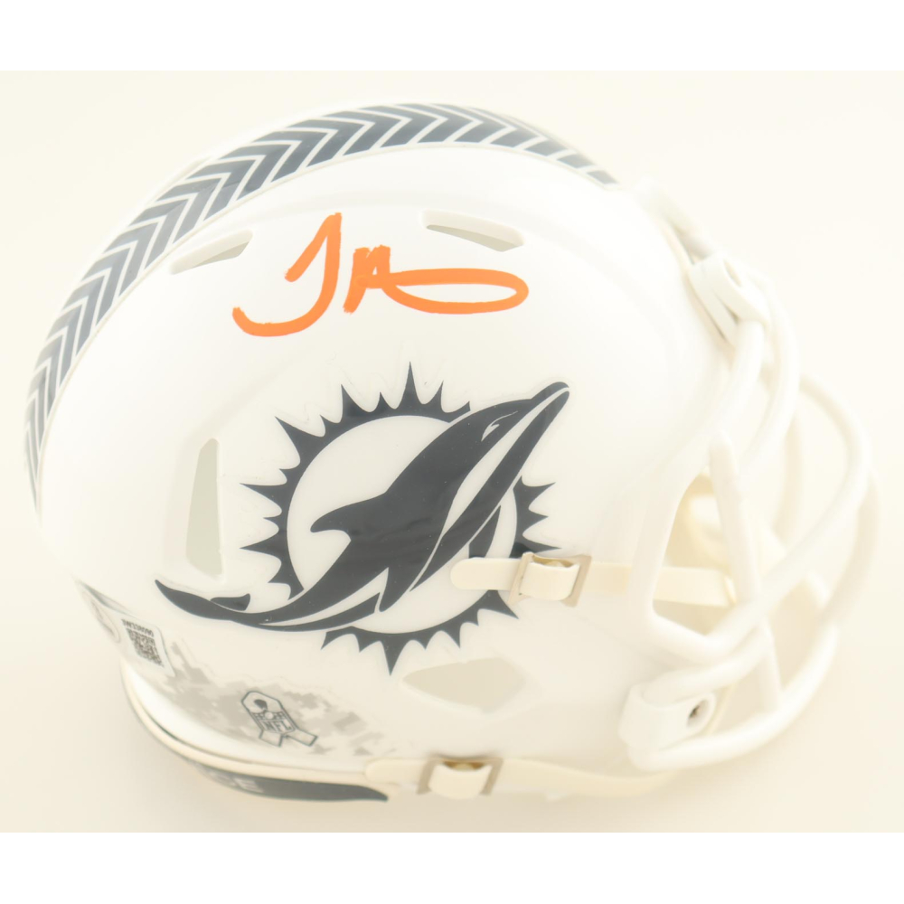 Tyreek Hill Signed Dolphins Salute to Service Alternate Speed Mini Helmet (Beckett) at PristineAuction.com