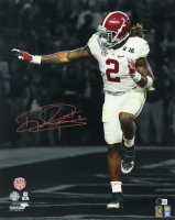 Derrick Henry Signed Alabama Crimson Tide 16x20 Photo (Beckett & Henry) at PristineAuction.com