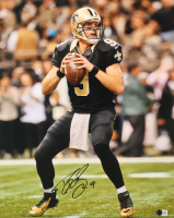 Drew Brees Signed Saints 16x20 Photo (Beckett) at PristineAuction.com