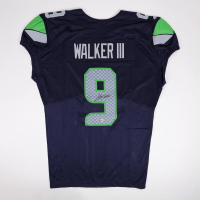 Kenneth Walker III Signed Jersey (Beckett) at PristineAuction.com