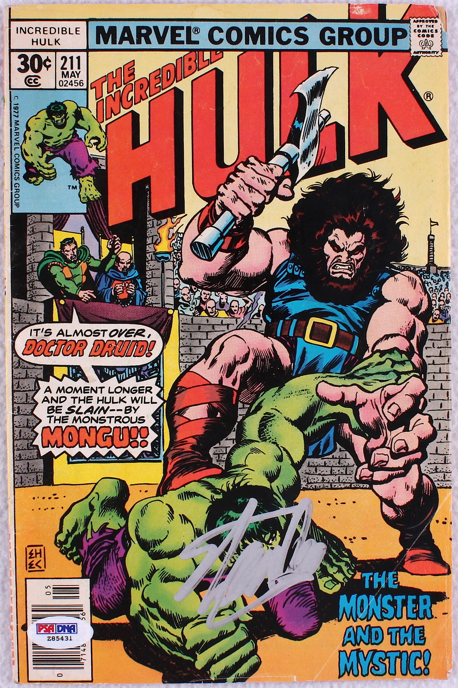 Stan Lee Signed Vintage "The Incredible Hulk" 1977 Marvel Comic Book (PSA COA) at PristineAuction.com Stan Lee Signed Vintage "The Incredible Hulk" 1977 Marvel Comic Book (PSA COA) at PristineAuction.com