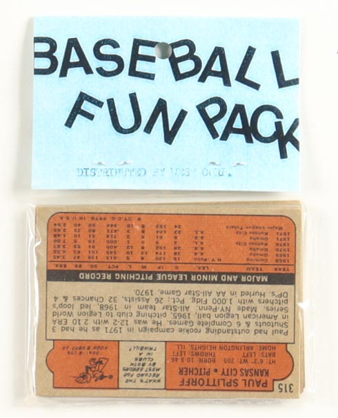 1972 Topps Baseball Card Fun Pack with (10) Cards at PristineAuction.com 1972 Topps Baseball Card Fun Pack with (10) Cards at PristineAuction.com