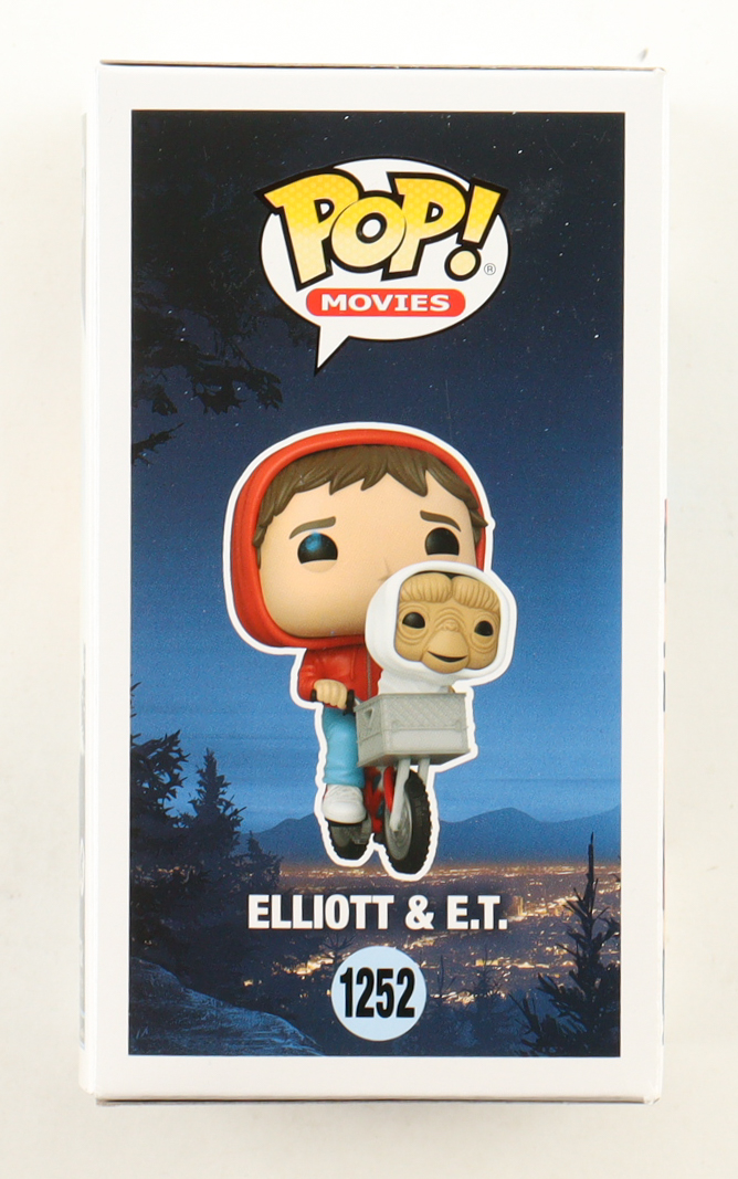 Henry Thomas Signed "E.T." #1252 Elliot & E.T. Funko Pop! Vinyl Figure Inscribed "Phone Home" & "Elliott" (ACOA) at PristineAuction.com Henry Thomas Signed "E.T." #1252 Elliot & E.T. Funko Pop! Vinyl Figure Inscribed "Phone Home" & "Elliott" (ACOA) at PristineAuction.com