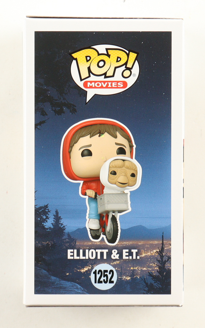 Henry Thomas Signed "E.T." #1252 Elliot & E.T. Funko Pop! Vinyl Figure Inscribed "Hang On!" & "Elliott" (ACOA) at PristineAuction.com Henry Thomas Signed "E.T." #1252 Elliot & E.T. Funko Pop! Vinyl Figure Inscribed "Hang On!" & "Elliott" (ACOA) at PristineAuction.com