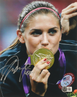 Alex Morgan Signed 8x10 Photo (Beckett) at PristineAuction.com