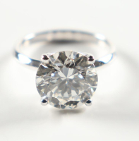 New 6.05 Carats Lab Grown Diamond Ring G, VS1 | Estimated Retail Value: $9,300 (UGL & IGI) at PristineAuction.com