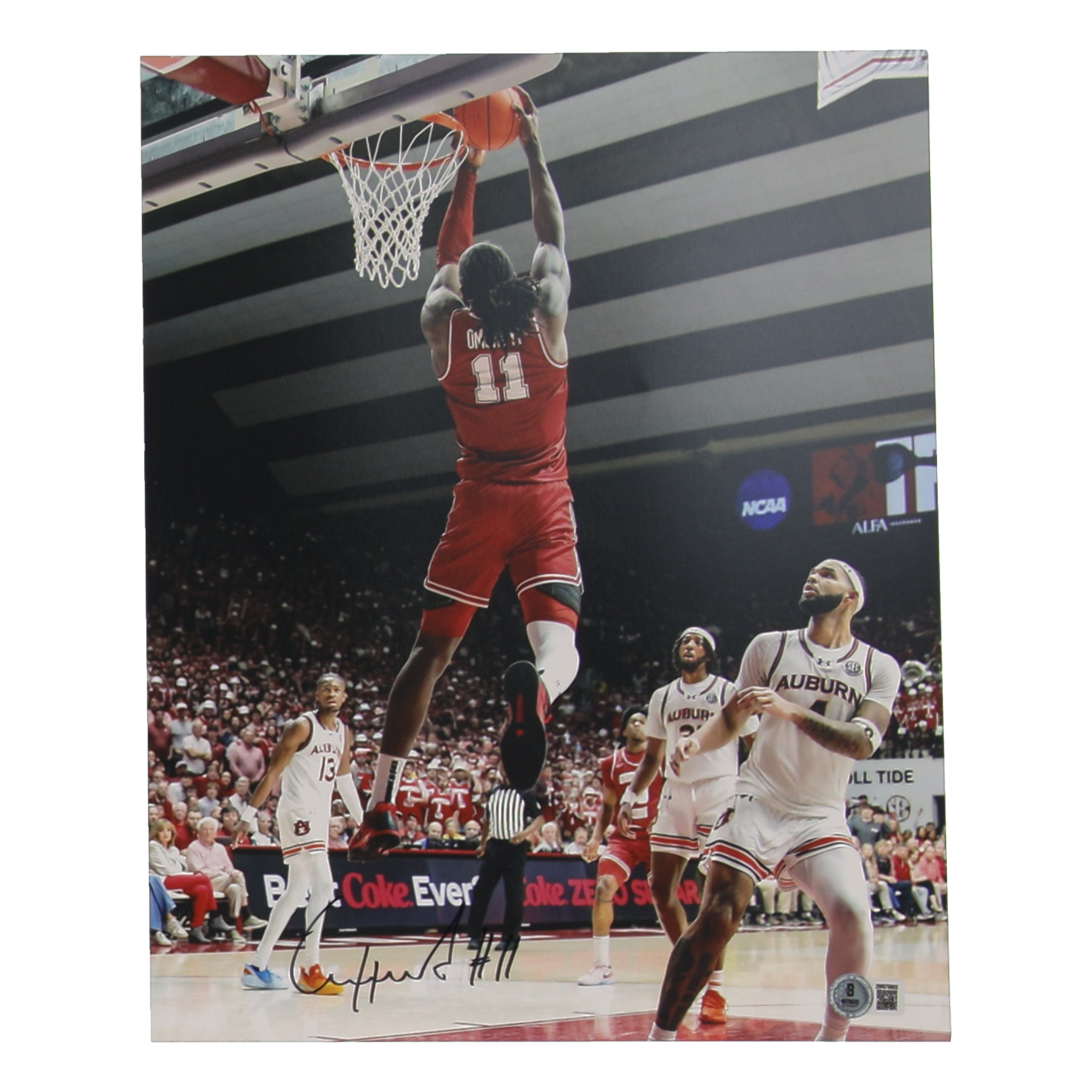 Clifford Omoruyi Signed Alabama Crimson Tide 11x14 Photo (Beckett) at PristineAuction.com Clifford Omoruyi Signed Alabama Crimson Tide 11x14 Photo (Beckett) at PristineAuction.com