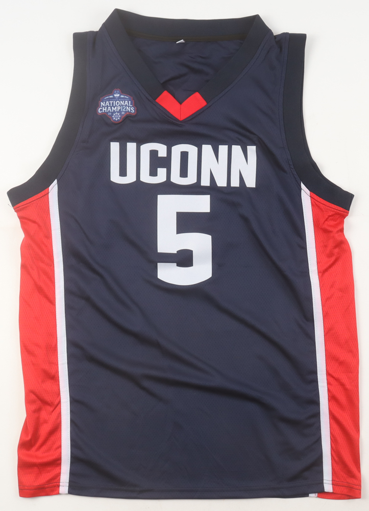 Paige Bueckers Signed Jersey (PSA) at PristineAuction.com Paige Bueckers Signed Jersey (PSA) at PristineAuction.com
