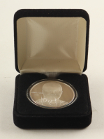 Marshall Faulk LE The Highland Mint 1 Troy Oz .999 Fine Silver Commemorative Bullion Round at PristineAuction.com