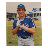 Gary Carter Signed Mets 8x10 Photo (AIV) at PristineAuction.com