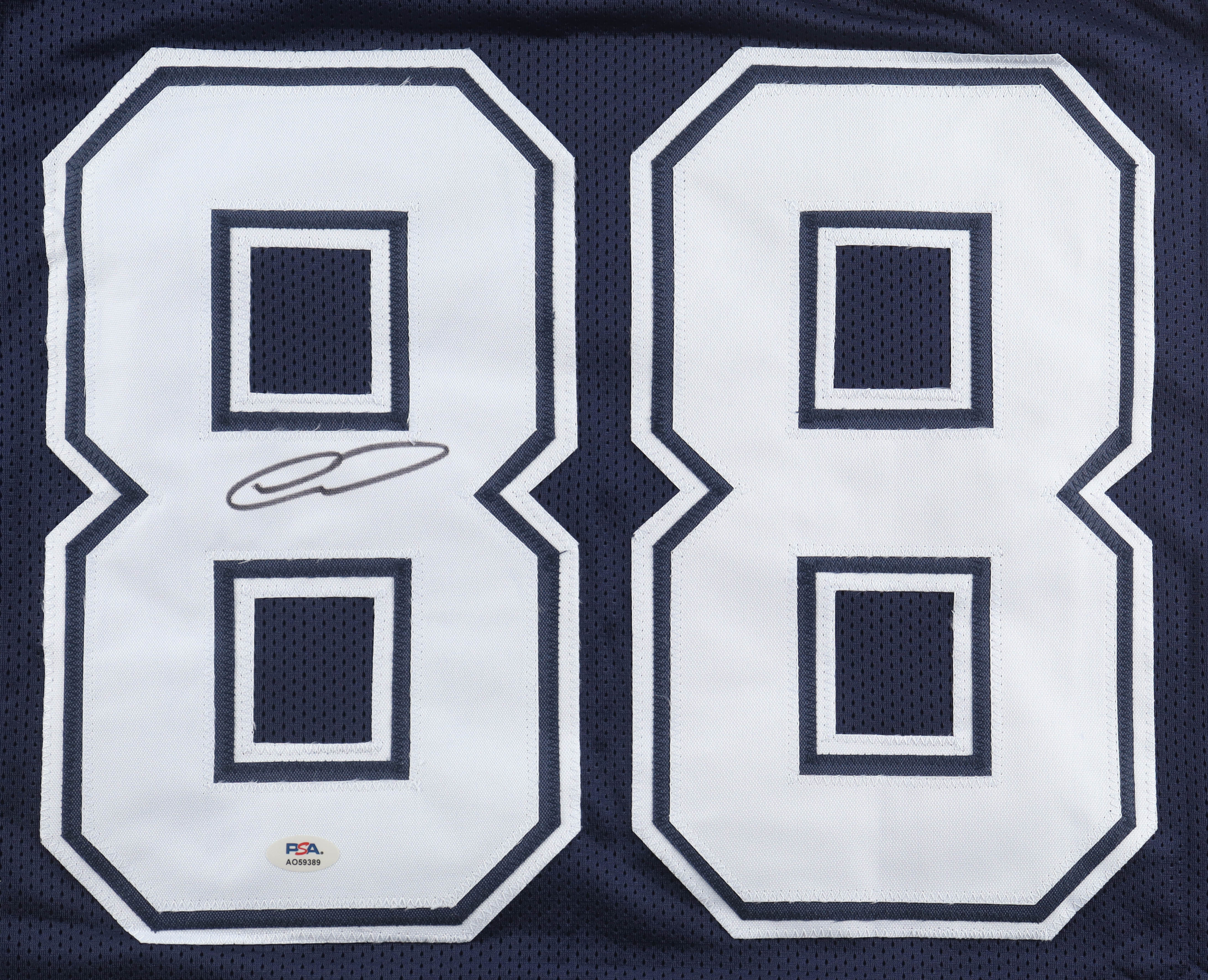 CeeDee Lamb Signed Jersey (PSA) at PristineAuction.com CeeDee Lamb Signed Jersey (PSA) at PristineAuction.com