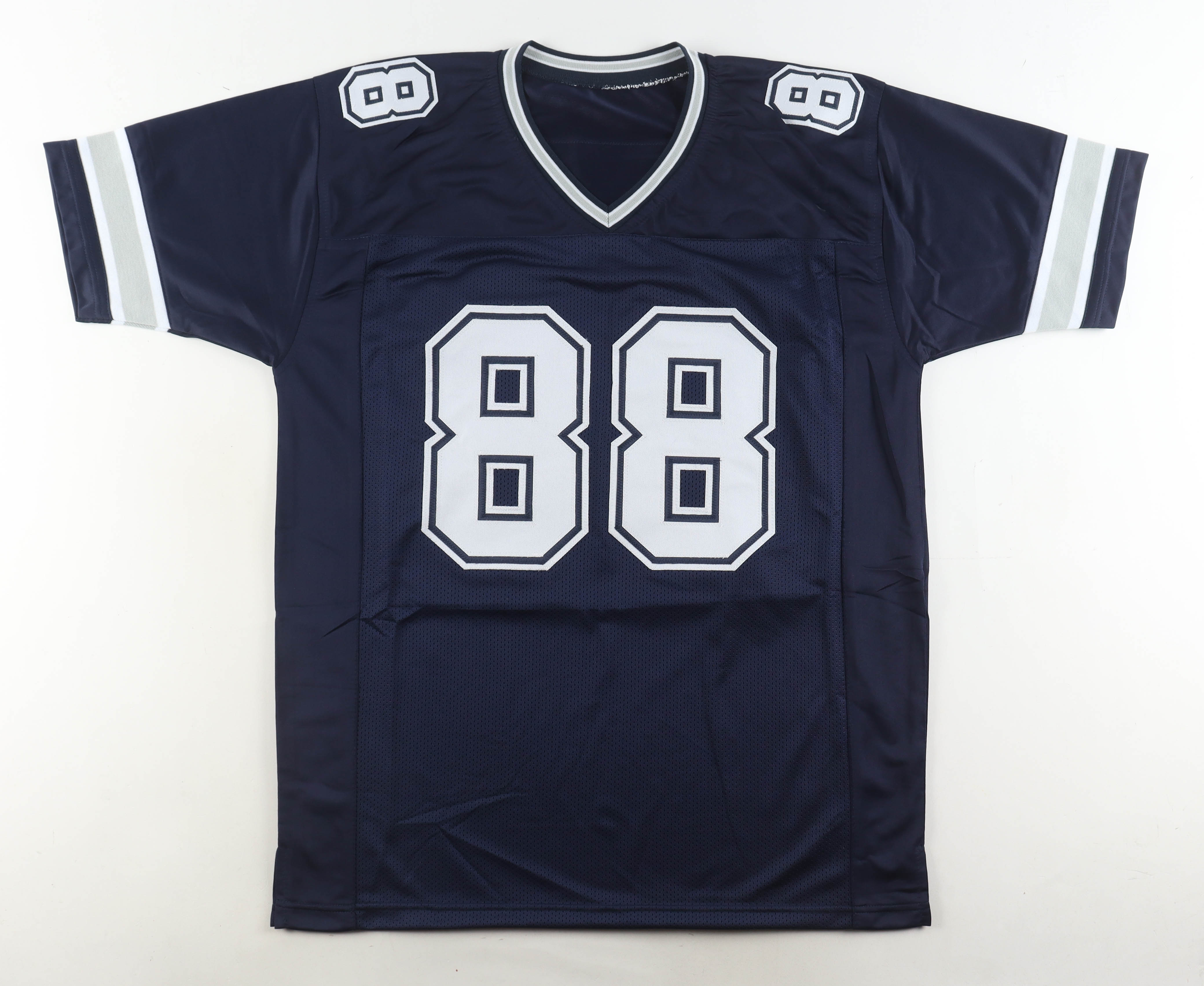 CeeDee Lamb Signed Jersey (PSA) at PristineAuction.com CeeDee Lamb Signed Jersey (PSA) at PristineAuction.com