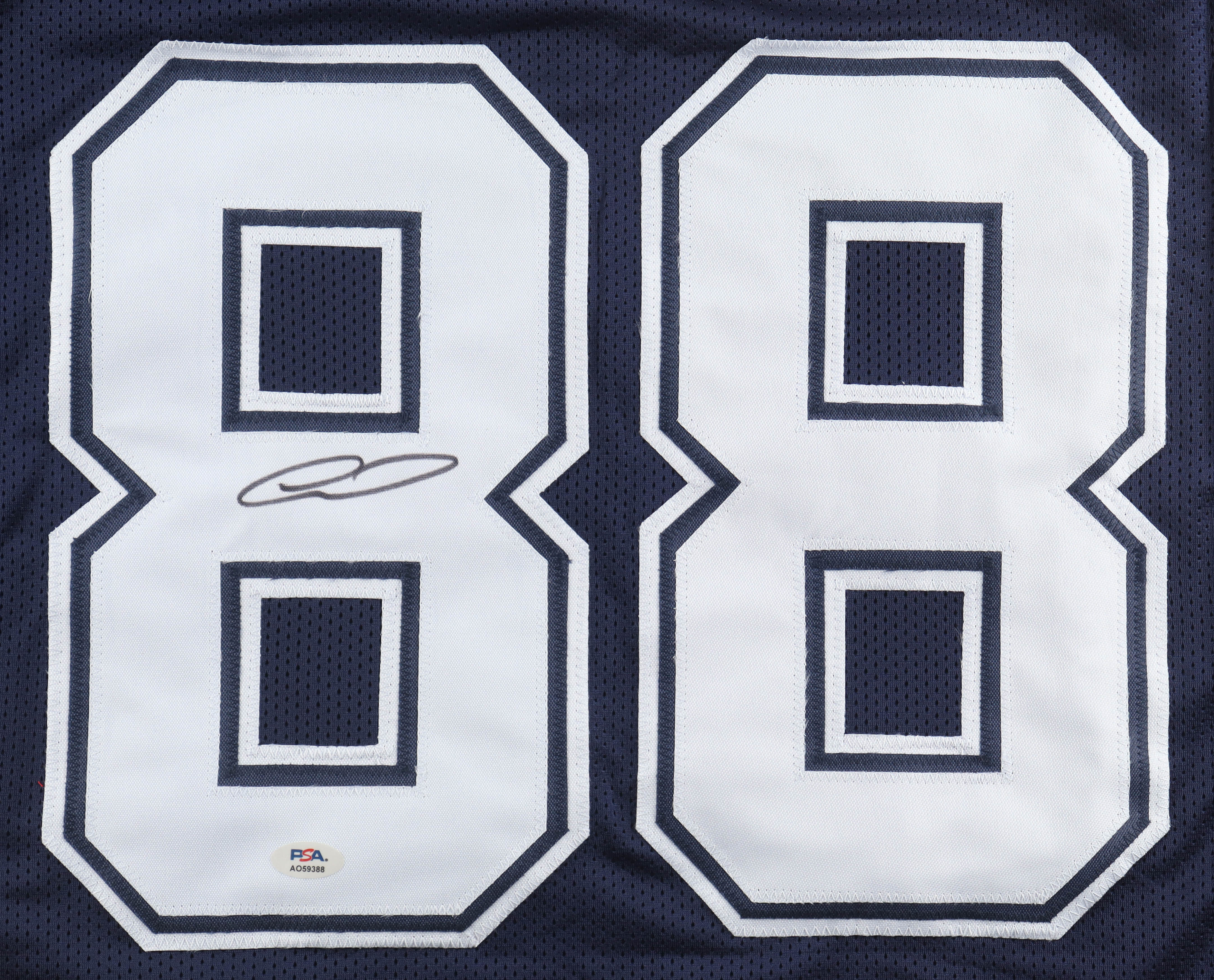 CeeDee Lamb Signed Jersey (PSA) at PristineAuction.com CeeDee Lamb Signed Jersey (PSA) at PristineAuction.com