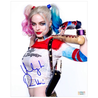 Margot Robbie Signed "Suicide Squad" 8x10 Photo (CA) at PristineAuction.com