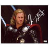 Chris Hemsworth Signed "Thor" 8x10 Photo (CA) at PristineAuction.com