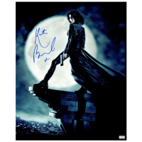 Kate Beckinsale Signed "Underworld" 16x20 Photo (CA) at PristineAuction.com