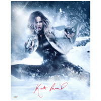 Kate Beckinsale Signed "Underworld: Awakening" 16x20 Photo (CA) at PristineAuction.com
